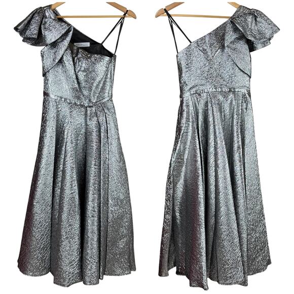 Mac Duggal NWT Brocade Silver One Shoulder Bow Midi Dress Size 14 Fit & Flare - Picture 3 of 8